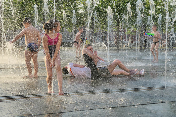 Синоптики прогнозируют 30-градусную жару в Москве 19 июня, фото