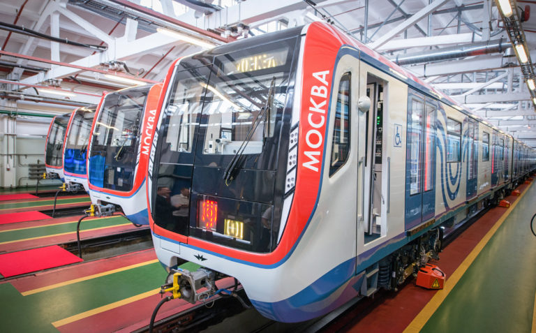 40 поездов «Москва» выйдут на линии метро до конца 2019 года, фото
