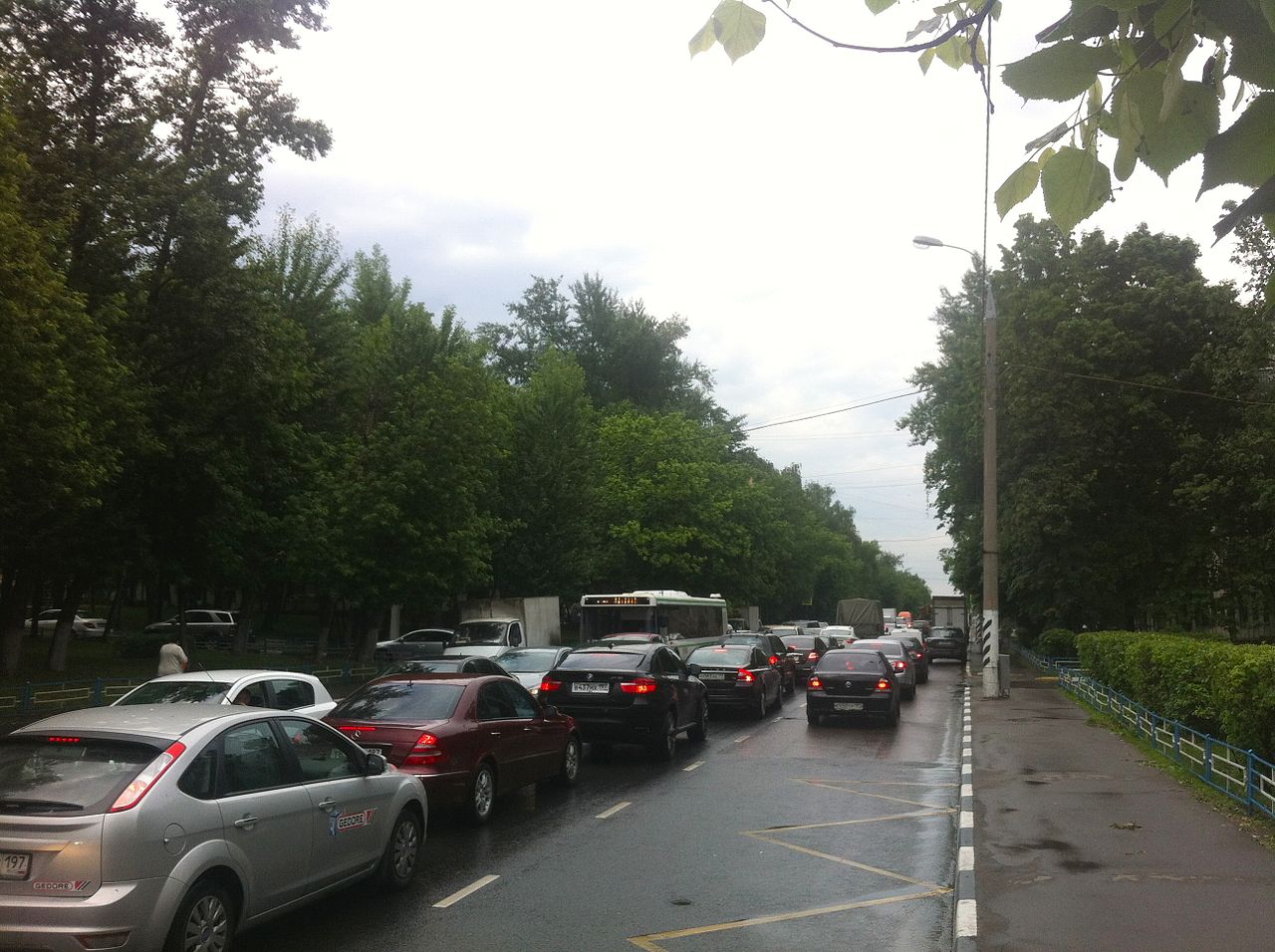 В Москве на Нагорной улице ограничат движение транспорта, фото
