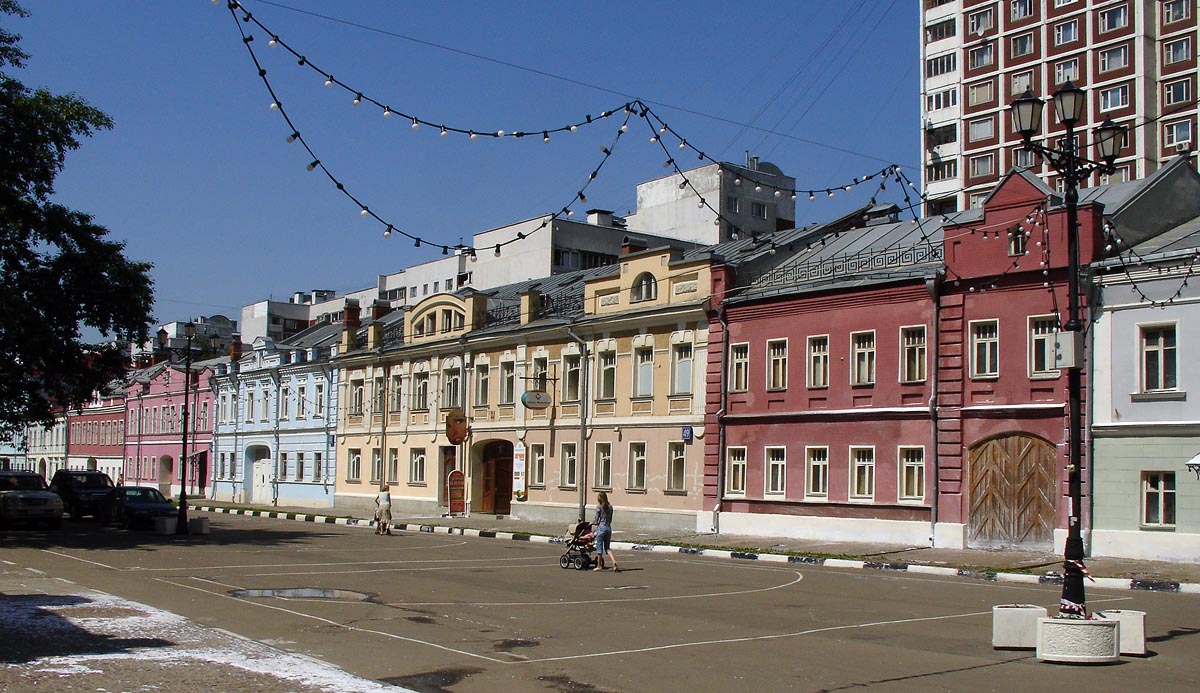 Школьная улица в Москве станет пешеходной, фото