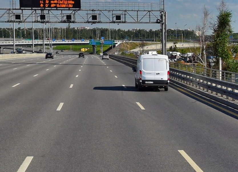 «Автодор» назвал стоимость проезда по всей трассе Москва – Санкт-Петербург, фото