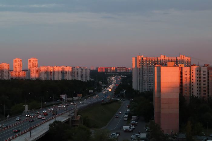 Теплая погода без осадков ожидается в Москве в ближайшие выходные, фото