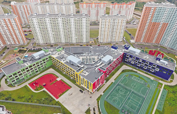 Собянин: Около 3 млн кв м жилья планируют строить по программе реновации через 2–3 года в Москве, фото
