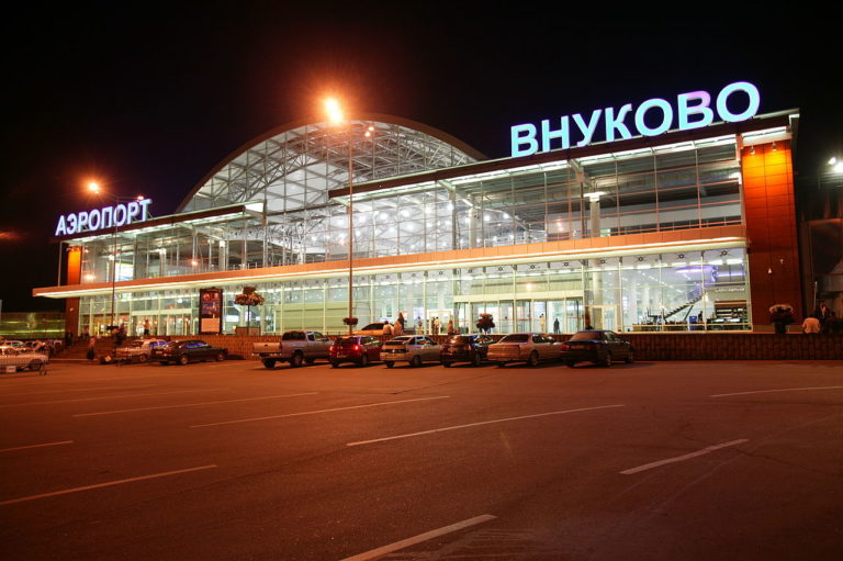 Аэропорт Внуково начал выход из режима ограничений, фото