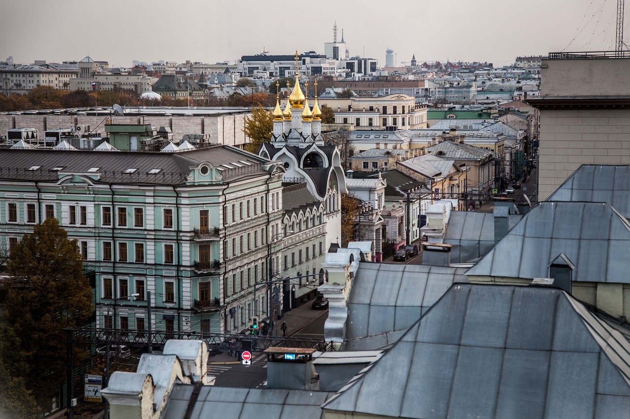 В Москве объявили «желтый» уровень погодной опасности из-за ветра, фото