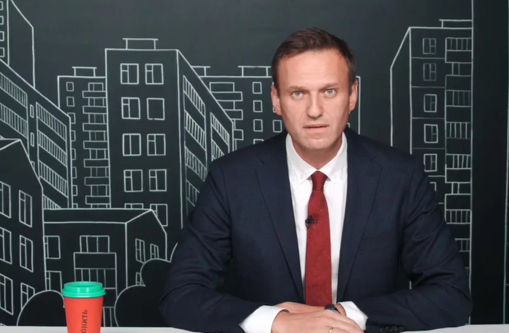 Навальный прогнулся под давлением сотрудников ФБК и вернул миллион Пригожину, фото