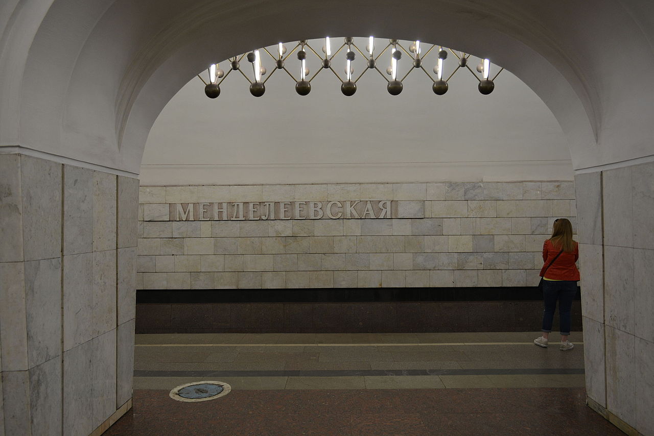 Количество пассажиров в столичном метро сократилось почти на 20% за неделю, фото