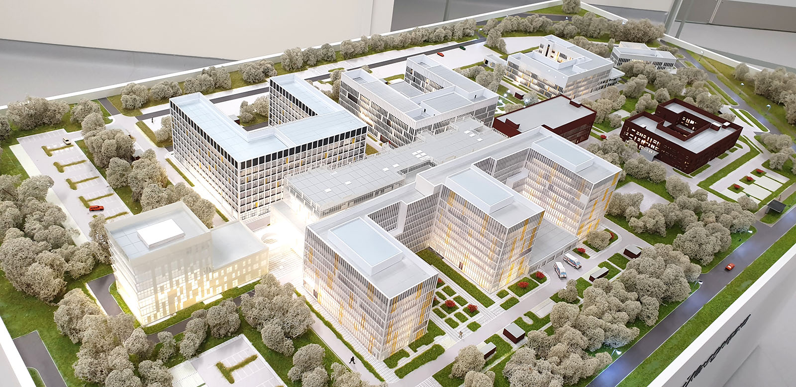 Корпус лучевой терапии больницы в Коммунарке планируется достроить в 2023 году, фото