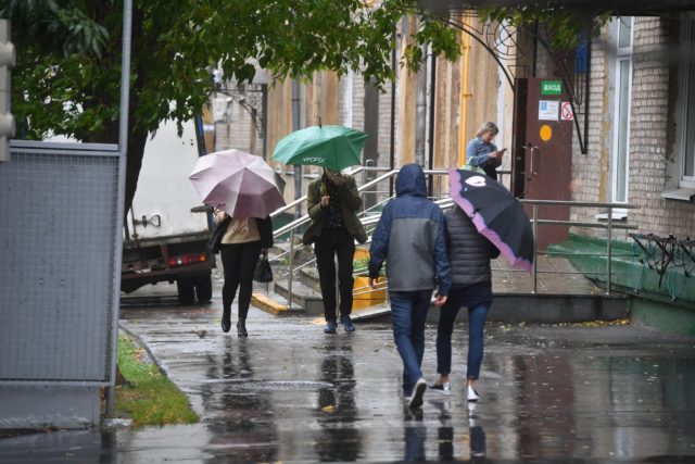 Москвичей ждет похолодание и грозы в последние дни мая, фото
