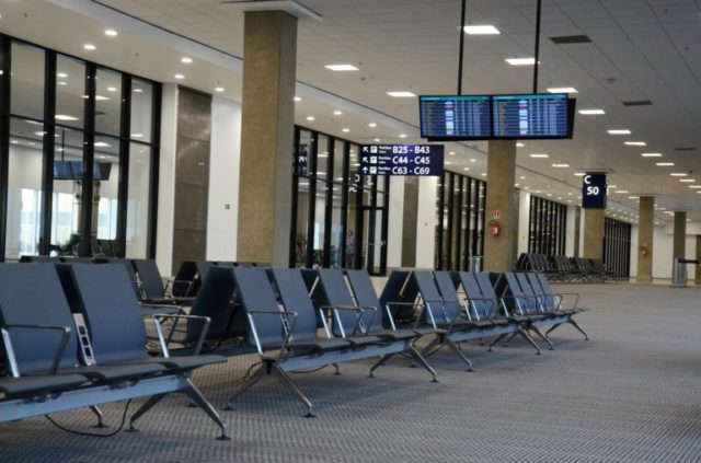 Более 30 рейсов задержаны и отменены в аэропортах Москвы, фото