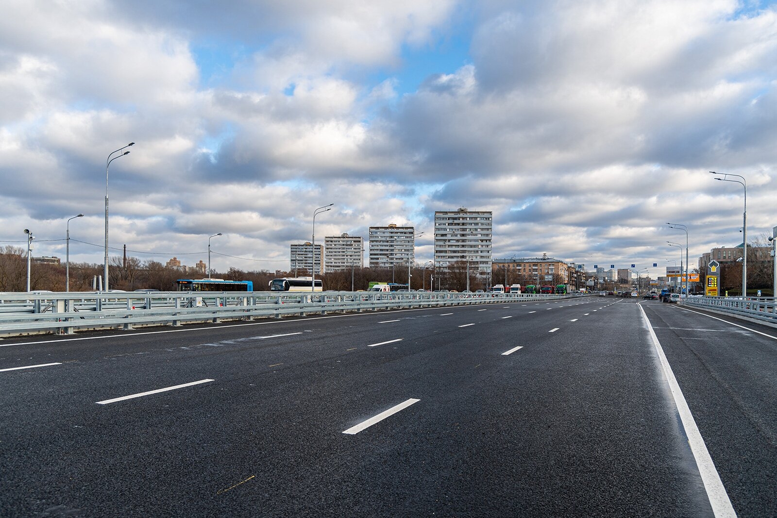 Андрей Бочкарёв: Реконструкция Волоколамского шоссе от МКАД до р. Сходня близится  к завершению, фото