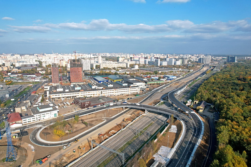 Андрей Бочкарёв: Почти 73 км дорог построили в Москве с начала года, фото