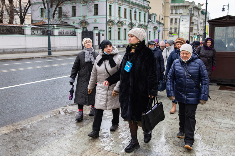 Пожилых жителей Марьино позвали на экскурсии, фото