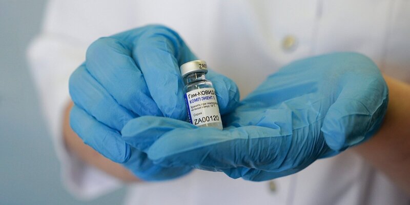 Участники испытания вакцины «Спутник М» получат по 15 тыс рублей, фото