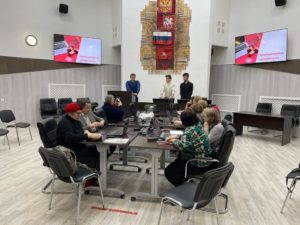 В Головинском организовали курсы компьютерной грамотности для пенсионеров  фото