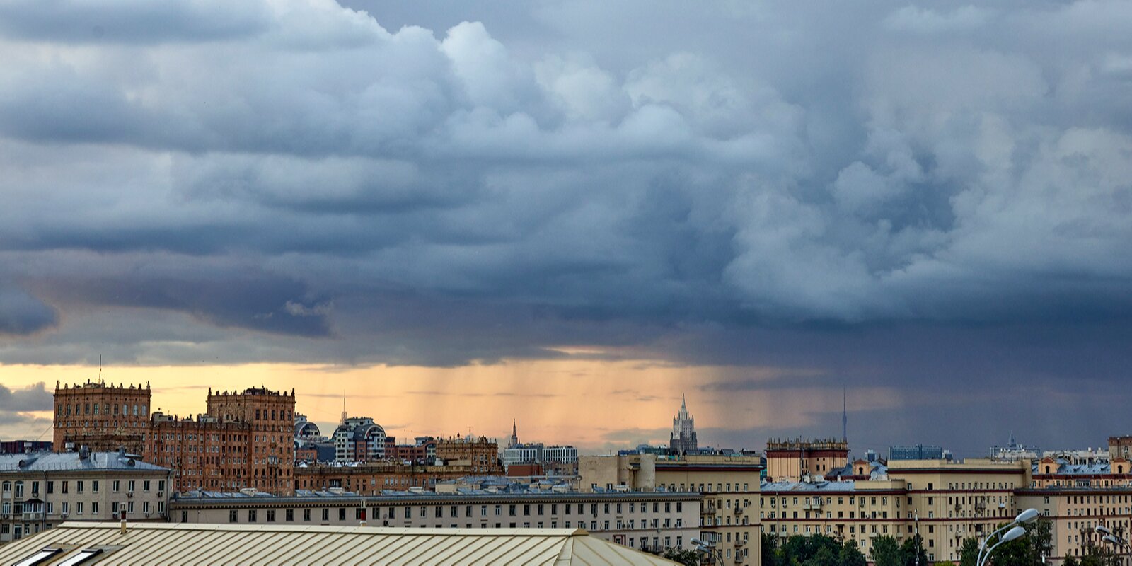 В Москве и МО объявлен желтый уровень погодной опасности, фото
