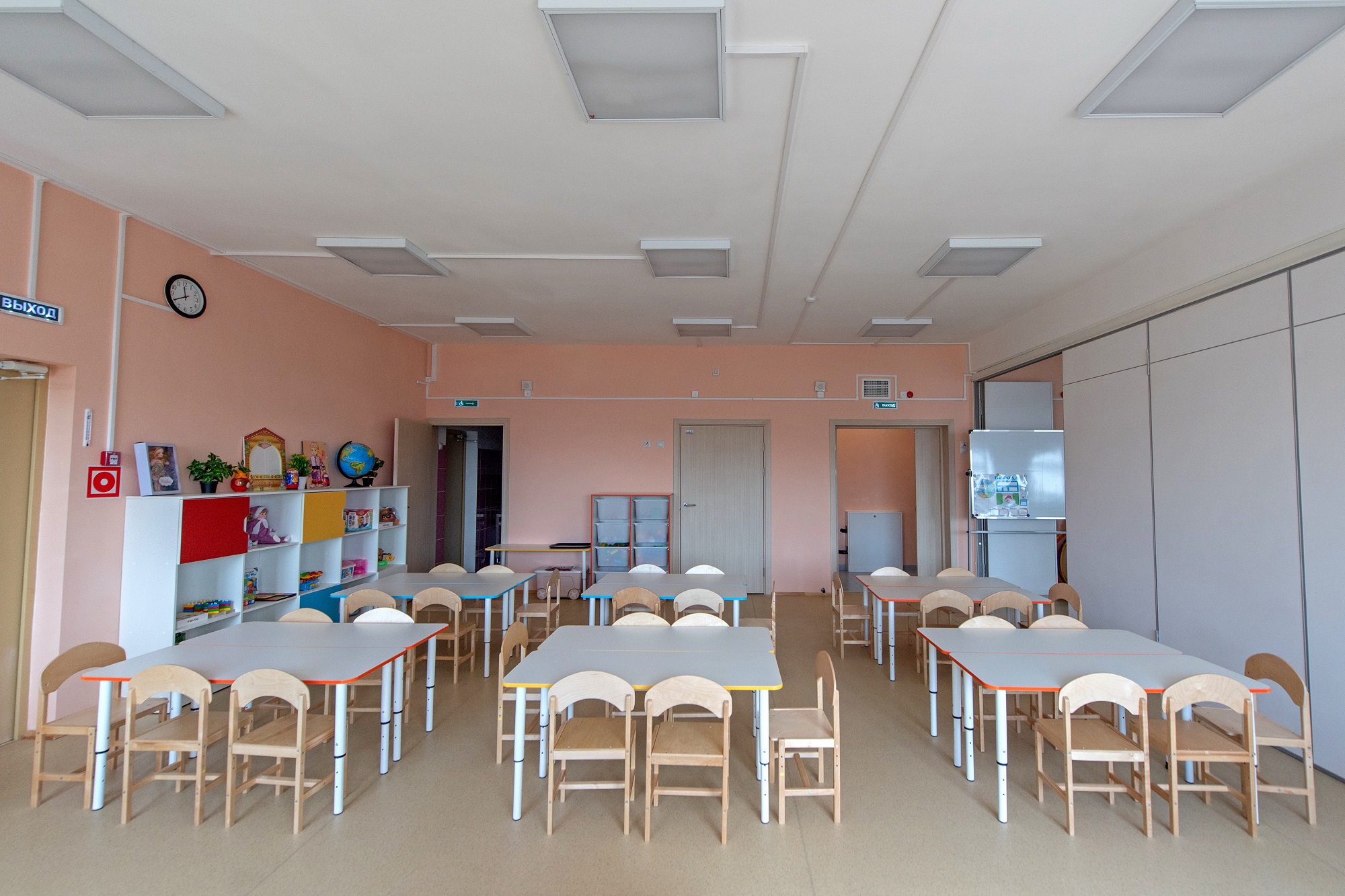С начала года в Москве введены в эксплуатацию 40 детских садов и школ, фото