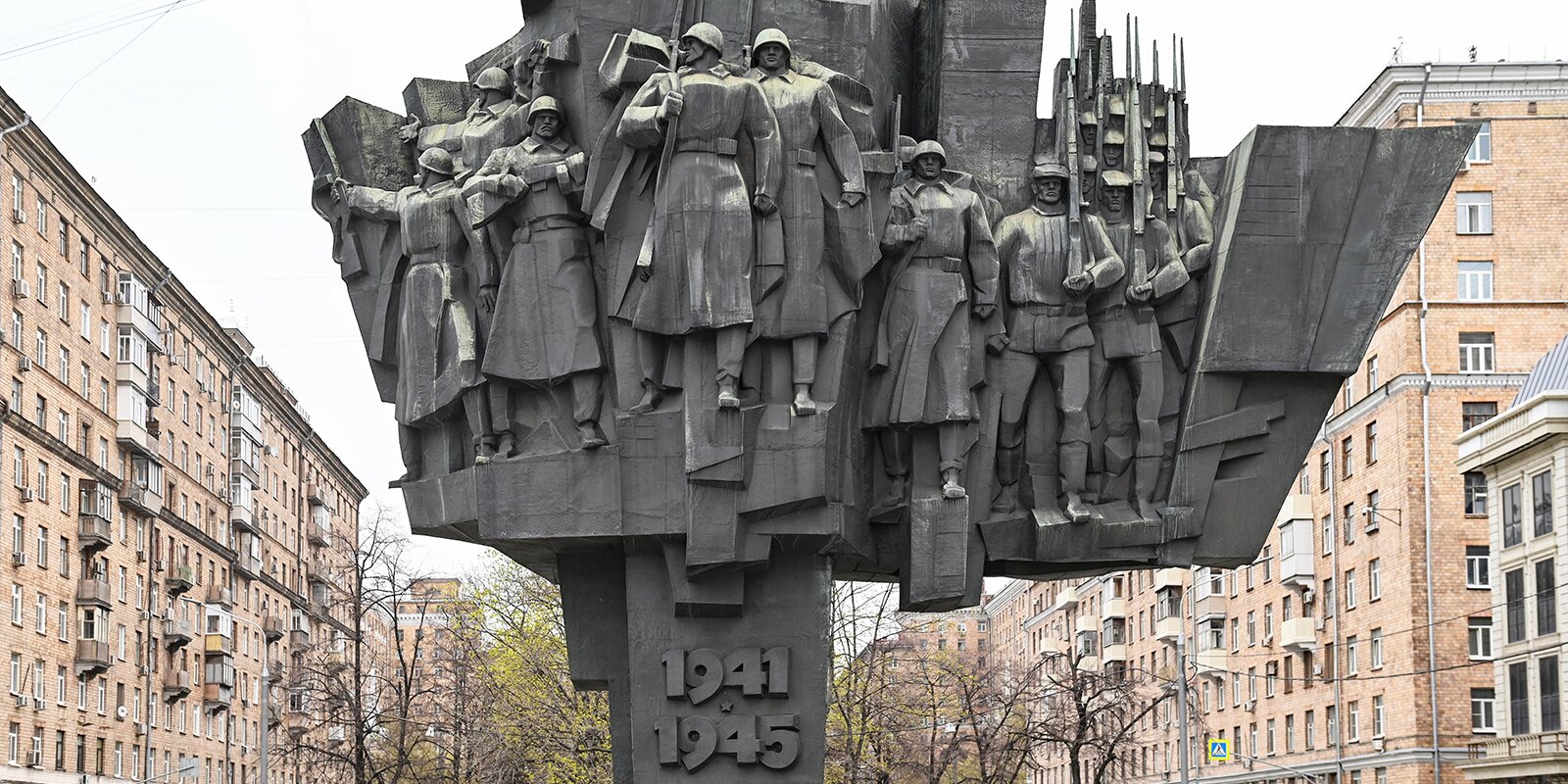 Собянин поддержал проекты в память о московских ополченцах, фото