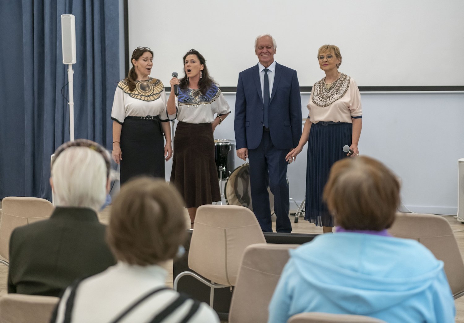 Жителей старшего поколения пригласили присоединиться к хору в Новогиреево, фото