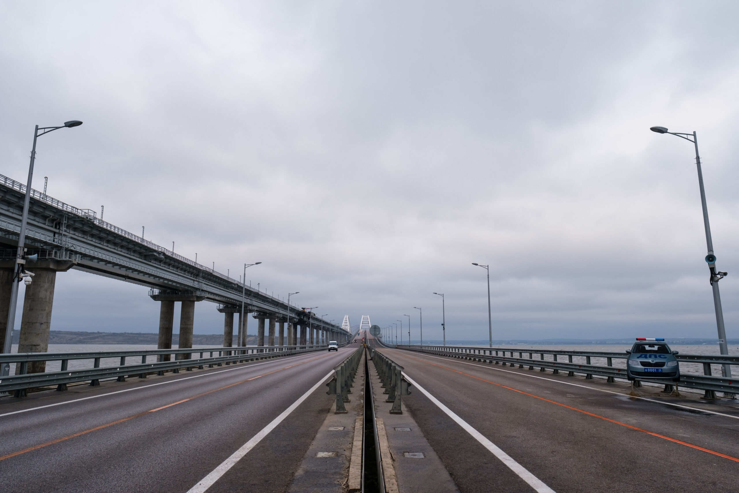 Эксперты отметили уникально высокие темпы восстановления Крымского моста, фото