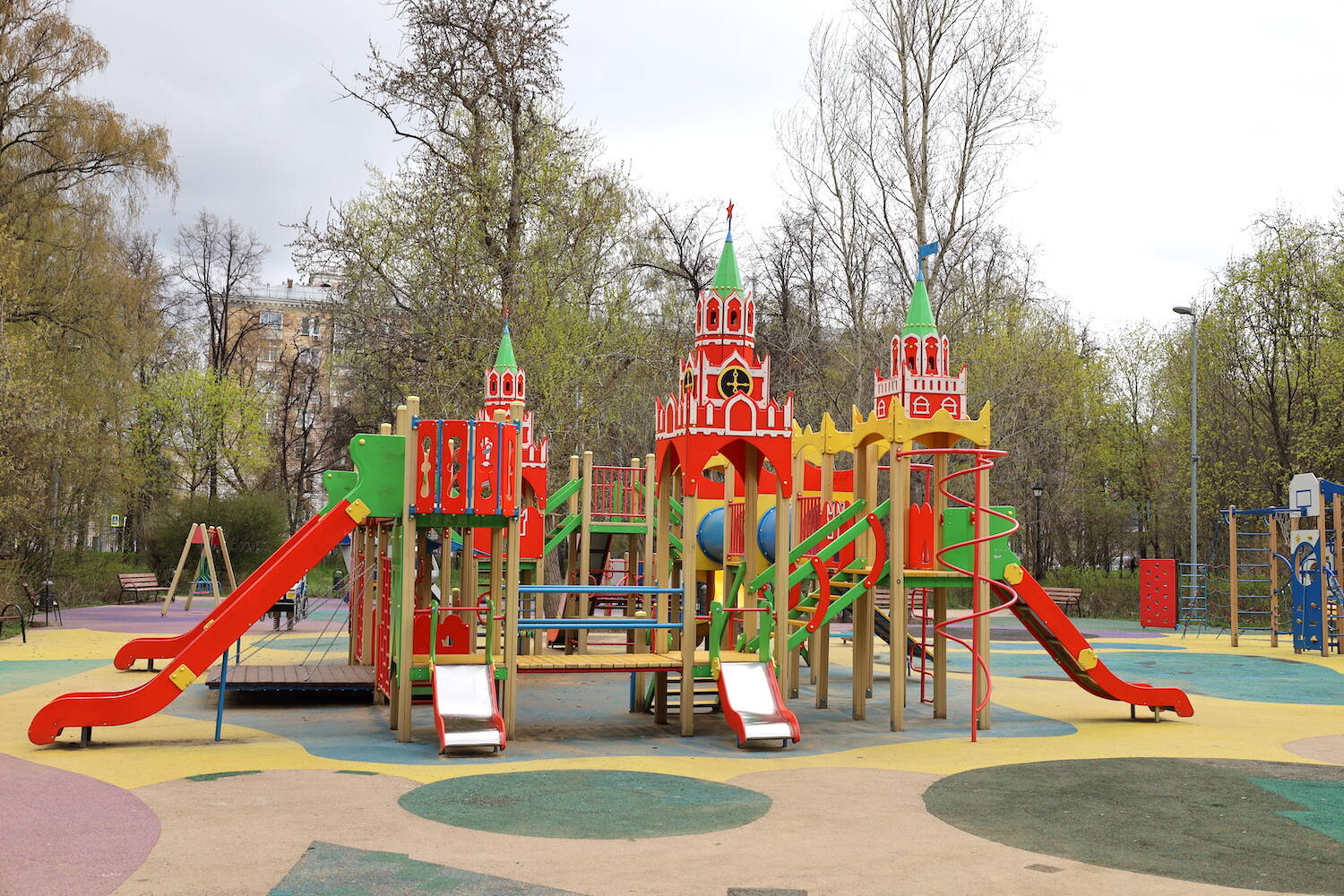 Какие дворы обновят в Перово в этом году, фото