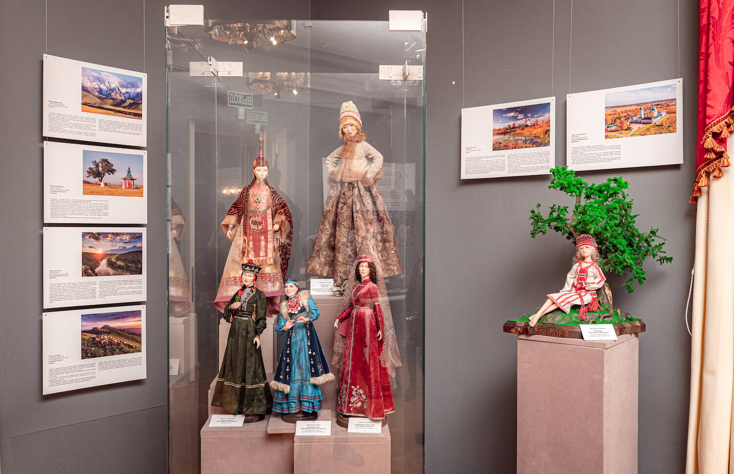 В музее-усадьбе «Люблино» открыта удивительная выставка кукол, фото