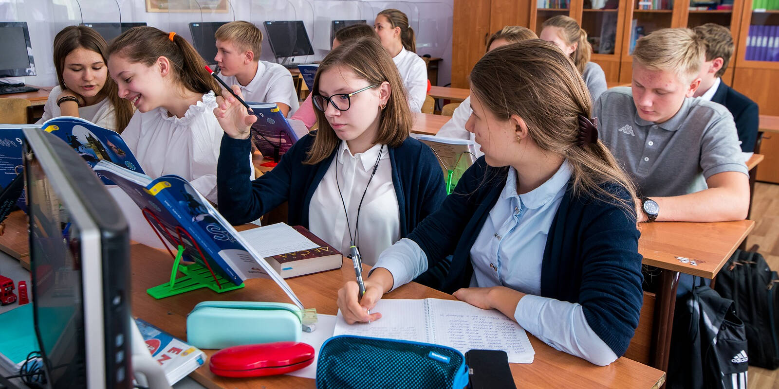 Школьники из Москвы снова стали лучшими читателями планеты, фото
