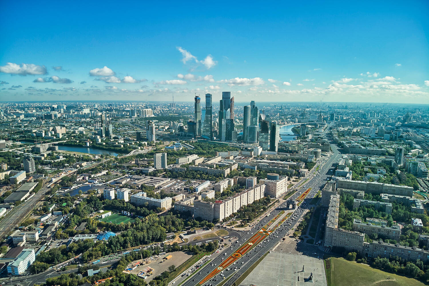 Андрей Бочкарёв: Годовой план ввода недвижимости в Москве выполнен более чем наполовину, фото