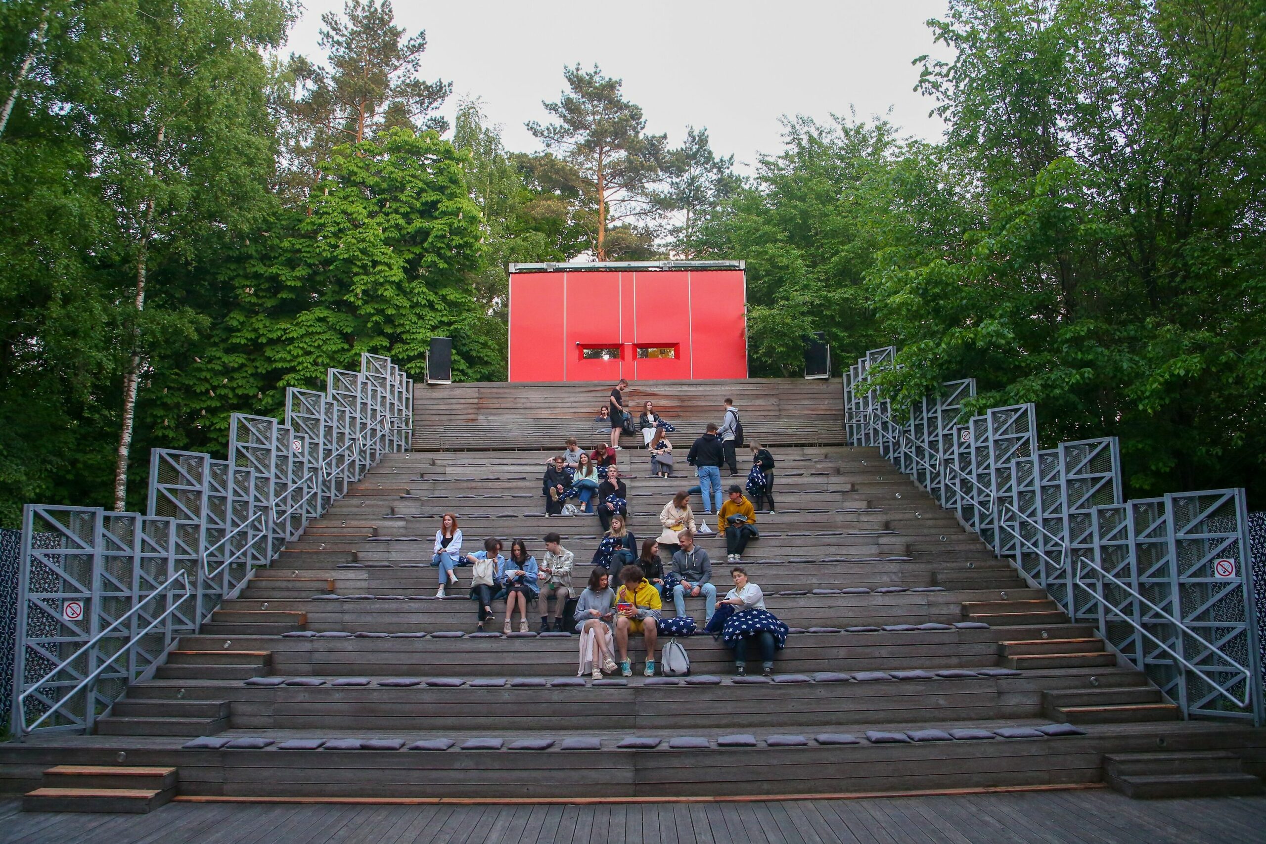 В парке «Сокольники» открылся летний сезон кинотеатра «Москино», фото