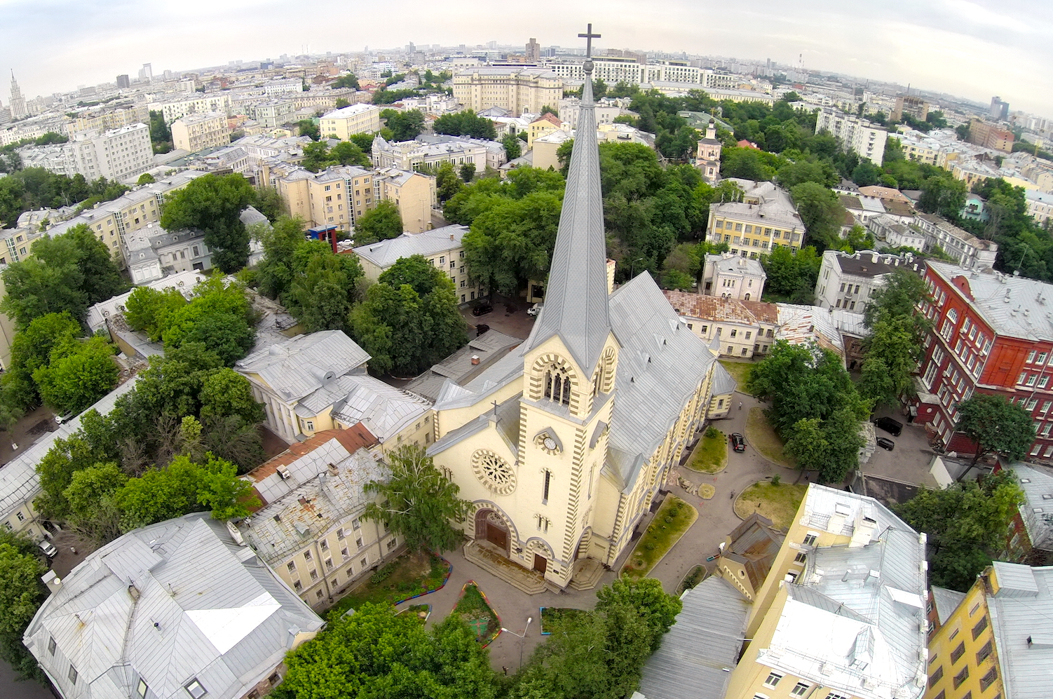 Евангелическо-лютеранский кафедральный собор Святых Петра и Павла в Москве