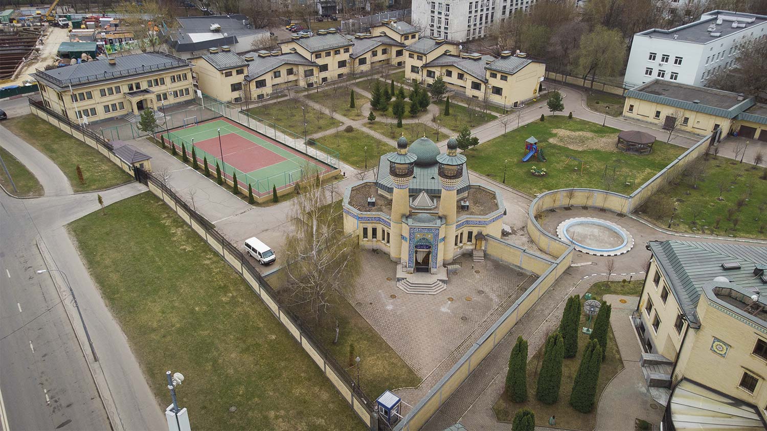 Хатам Аль-Анбия: мечеть при резиденции иранского посла, фото