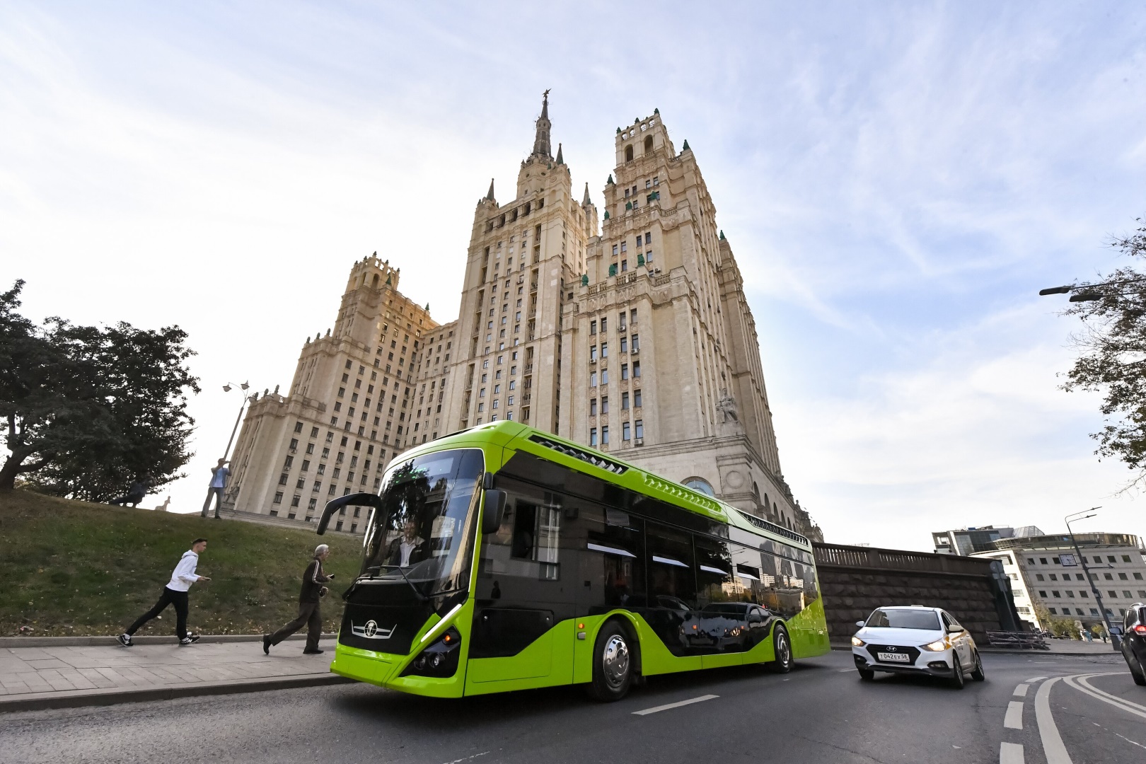 В Москве запустят три новых маршрута городского транспорта, фото