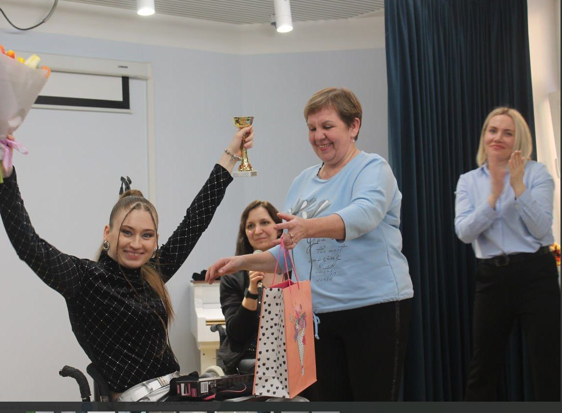 Торжественное вручение наград победительницам уникального конкурса красоты состоялось в Щербинке, фото