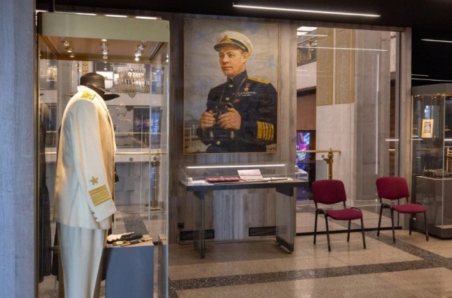 Экспозиция об адмирале Николае Кузнецове заработала в Музее Победы