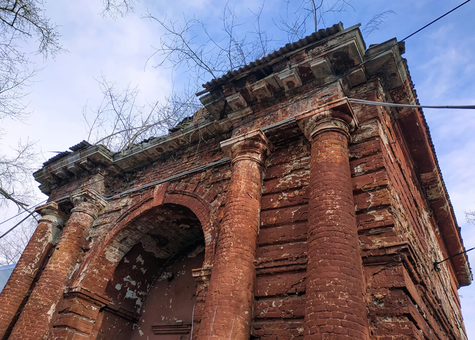 Древнюю башню восстановили в Хорошево-Мневниках