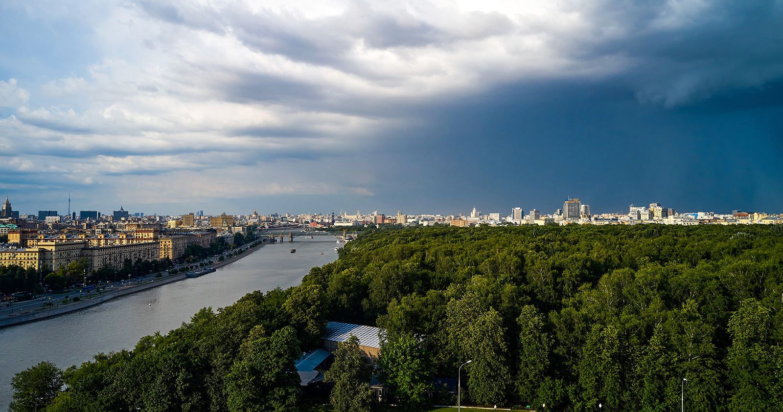 На Москву надвигается ураган «Орхан» | 05.07.2024 | Москва - БезФормата