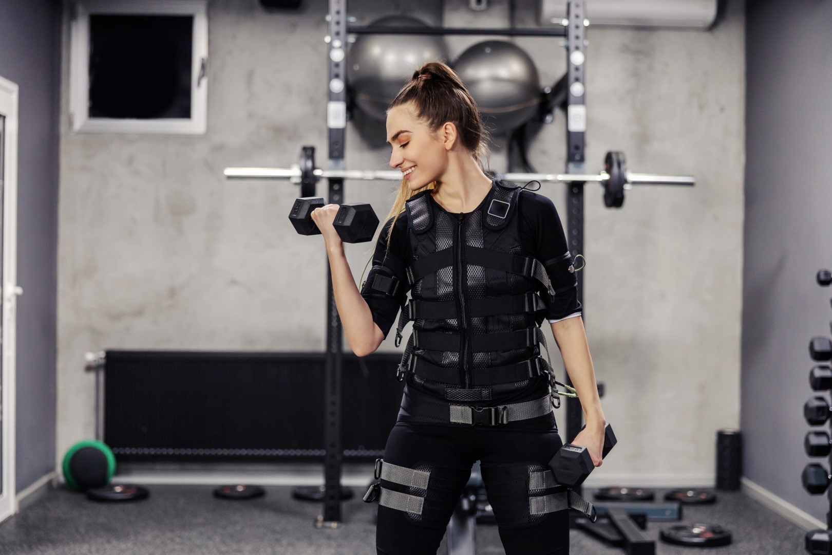 EMS-тренировки: как фитнес будущего помогает худеть и поддерживать форму
