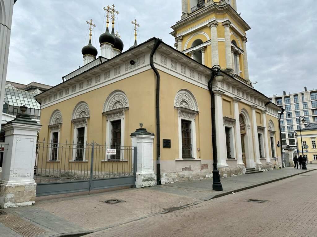 Третьяковская — Полянка: «маленькость» Большой Ордынки  фото