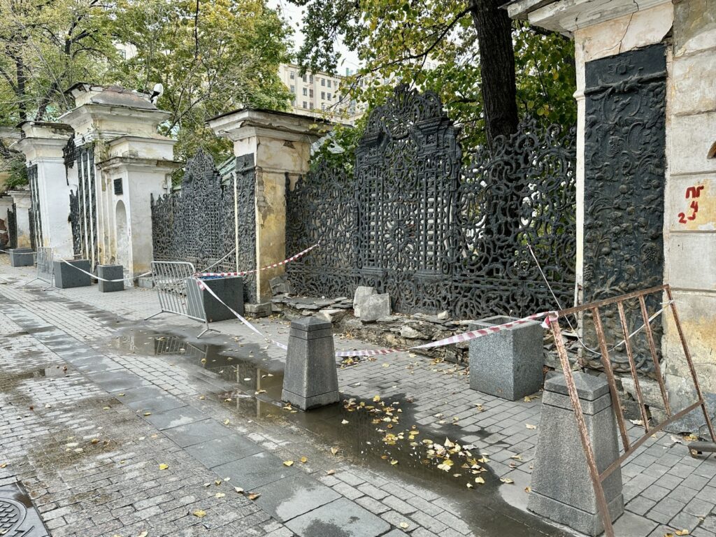 Третьяковская — Полянка: «маленькость» Большой Ордынки  фото