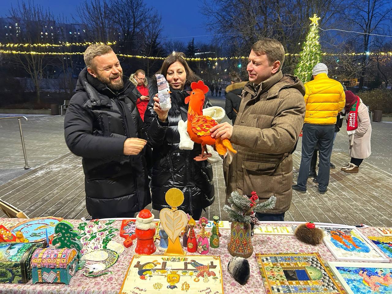 Детский арт-экспресс: жителей приглашают на выставку работ юных талантов, фото