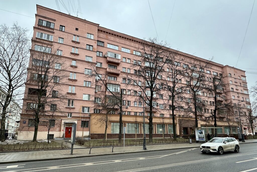 Красные Ворота — Бауманская: безымянные привидения Красные Ворота — Бауманская: безымянные привидения фото