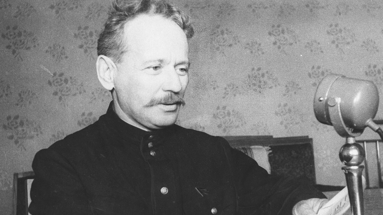 Библиотека № 47 организует интерактивную выставку о Шолохове, фото