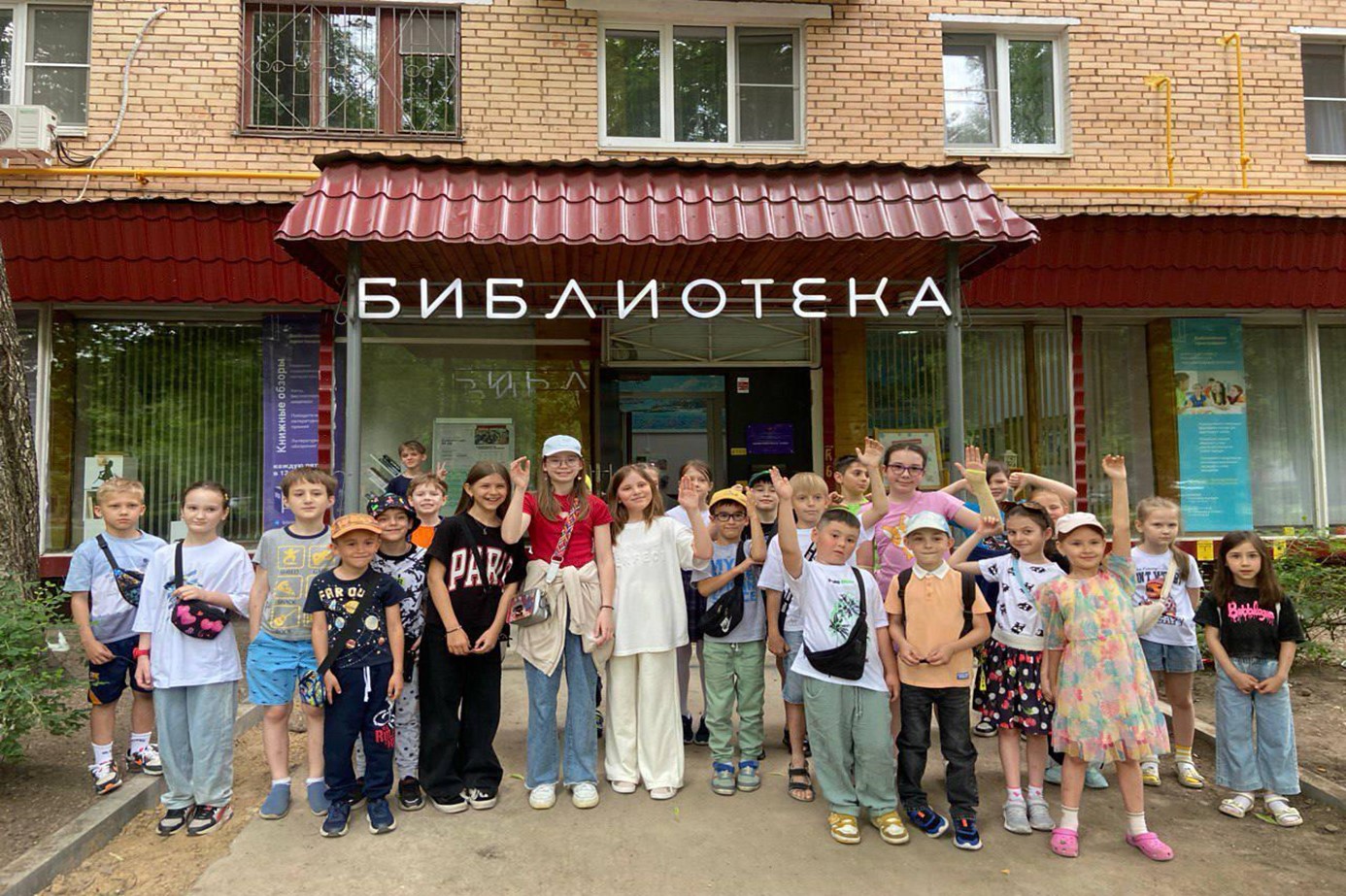 Книжный клуб в Лосиноостровском пригласил познакомиться с литературными новинками, фото