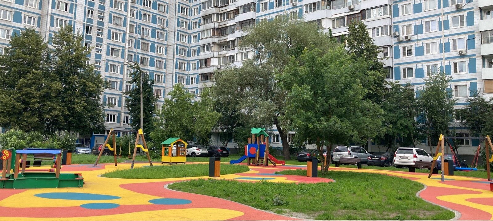 Благоустройство в районе Западное Дегунино выполнено на 70 процентов, фото
