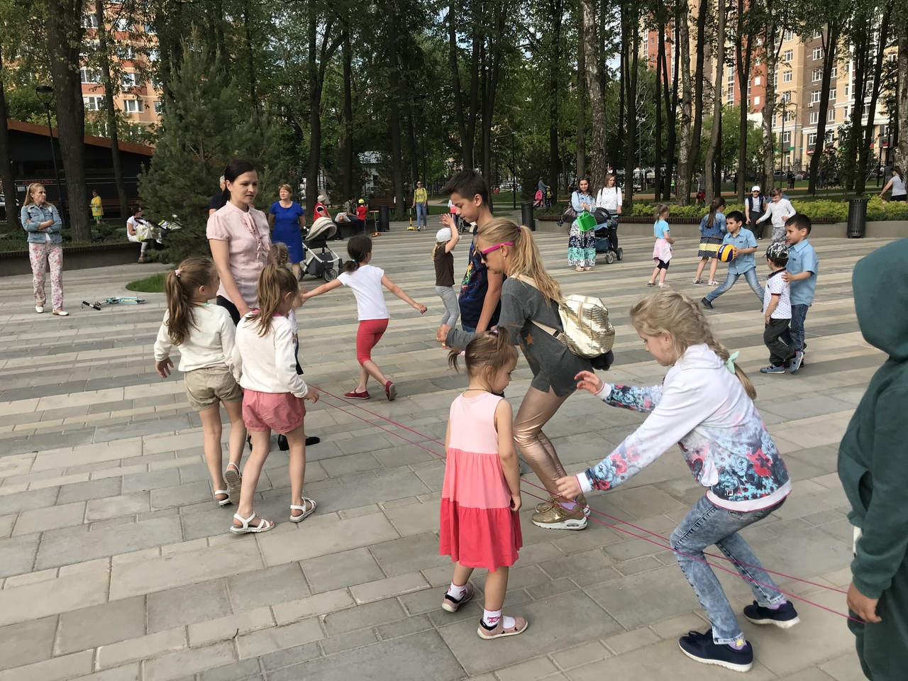 Череда дворовых праздников пройдет в Коммунарке, фото