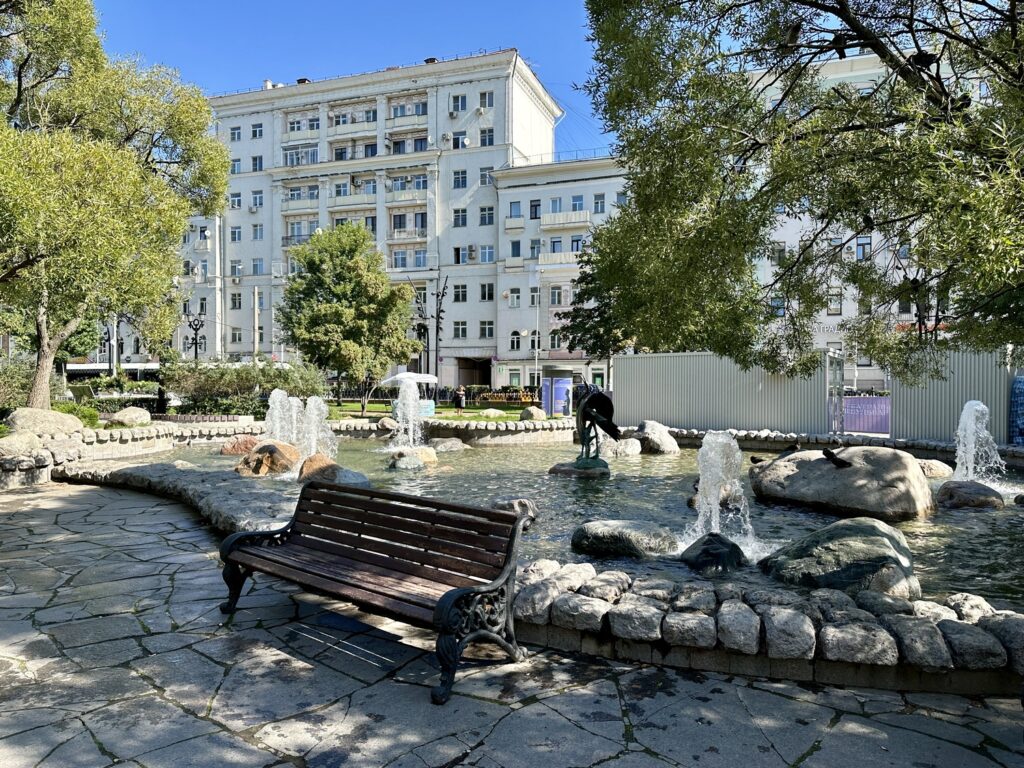 Чистые пруды — Китай-город: третья часть маршрута по аллеям Бульварного кольца  фото