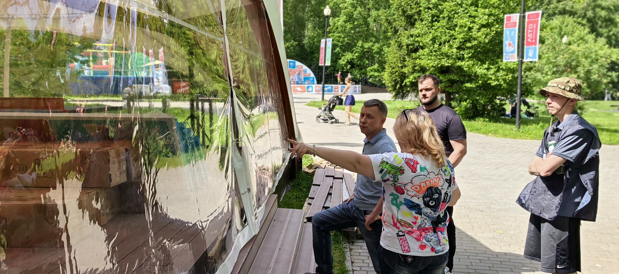 В Теплом Стане проинспектировали торговые точки зоны отдыха «Тропарево» , фото