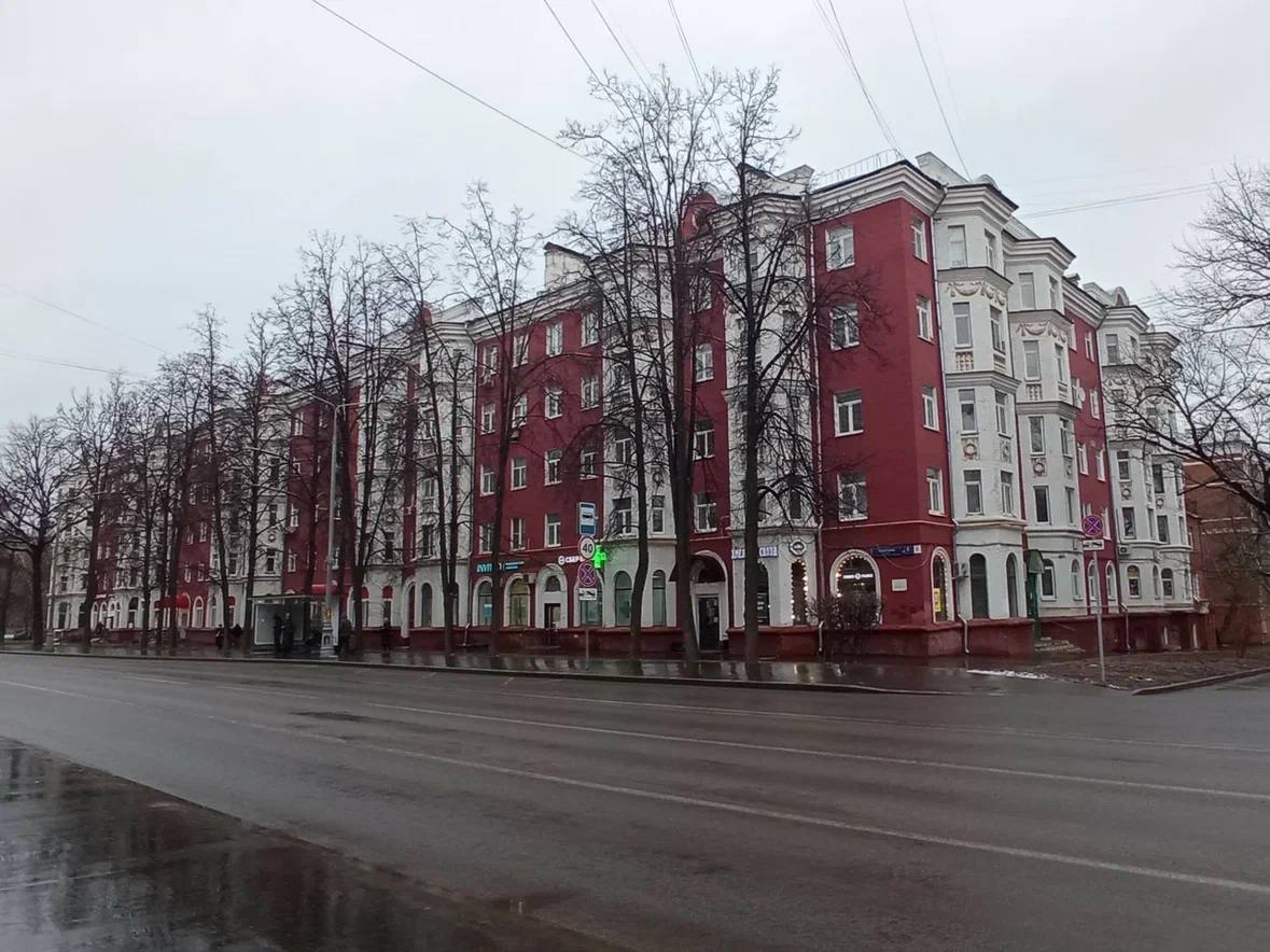 В ЗАО на торги выставлены два помещения для бизнеса, фото