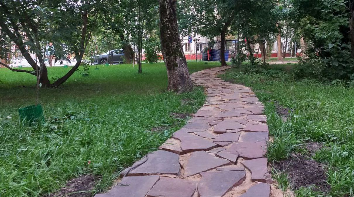 Новые пешеходные дорожки обустроили в Марьиной Роще, фото