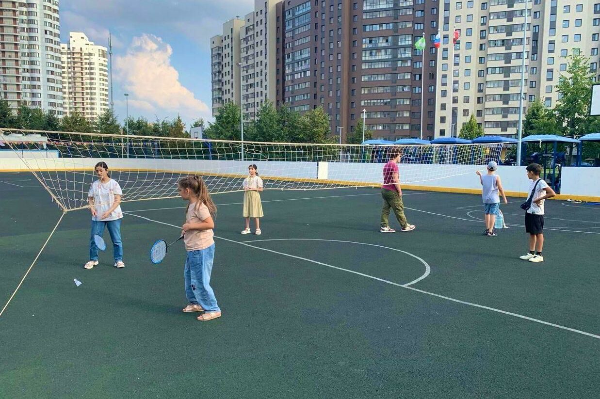 Состязания по мини-футболу и бадминтону пройдут в Черемушках, фото